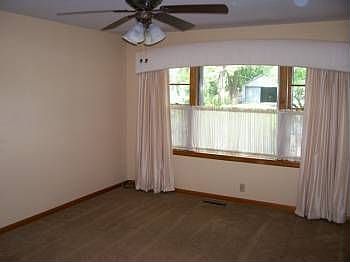 2nd image of 301 N Alleghany St