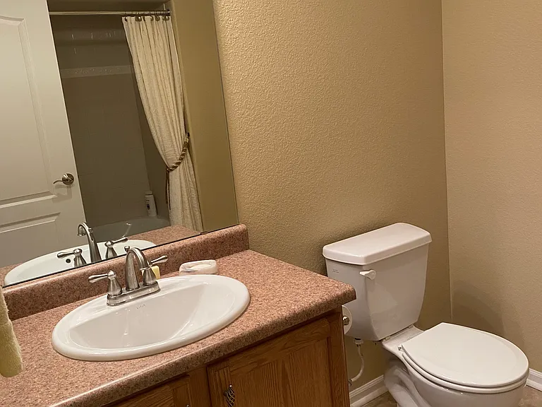 2nd bathroom