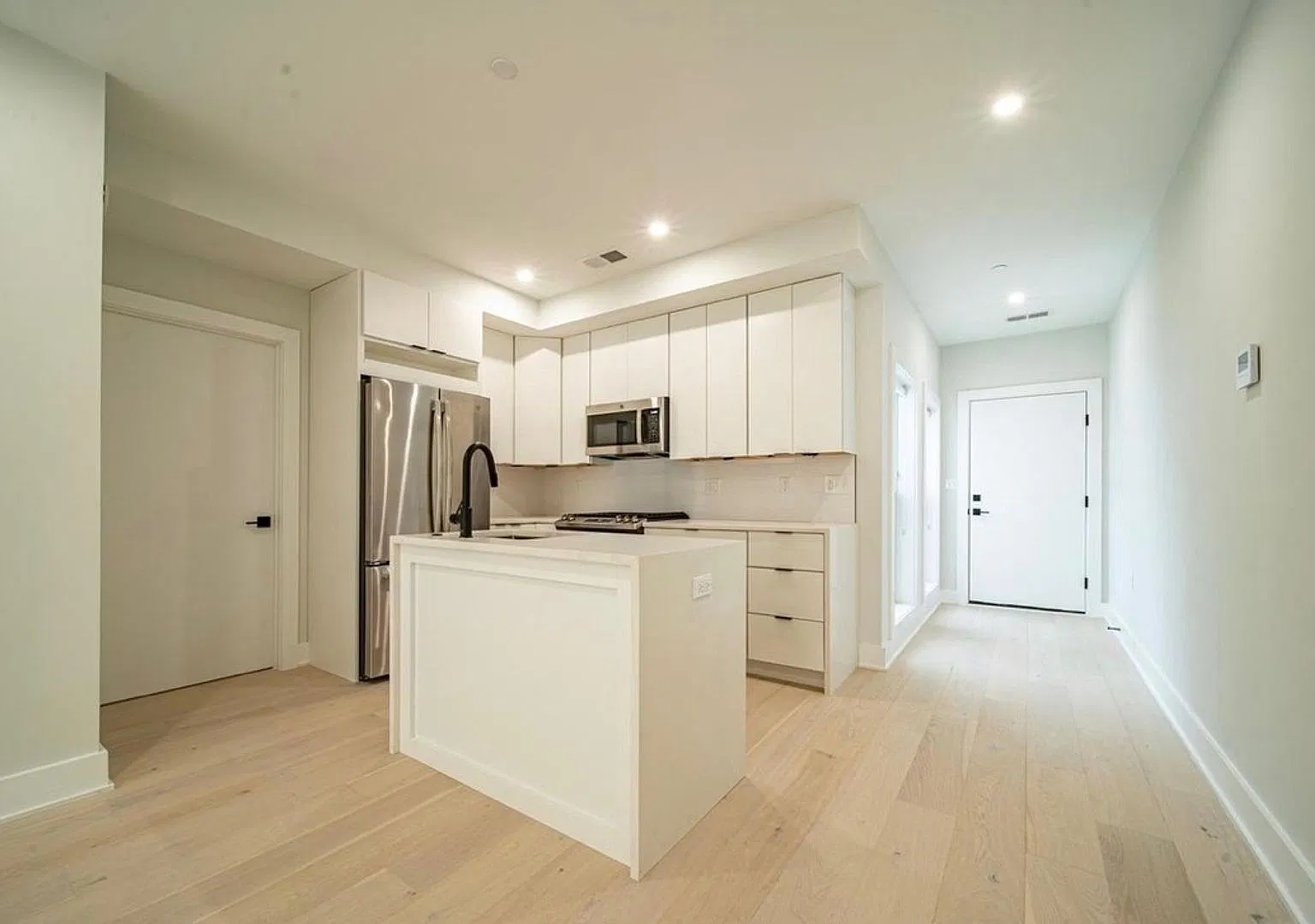 1117 24th Street NW — Photo 2