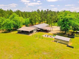 423 Flint Rd, Fitzgerald, GA 31750