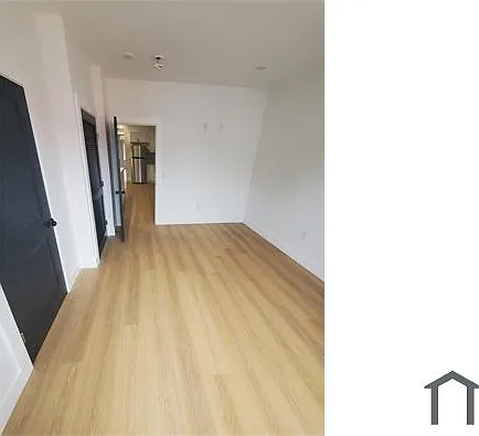 2 bed, $1,350 — Photo 4