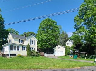 41 Chestnut Grove Rd, Watertown, CT 06795