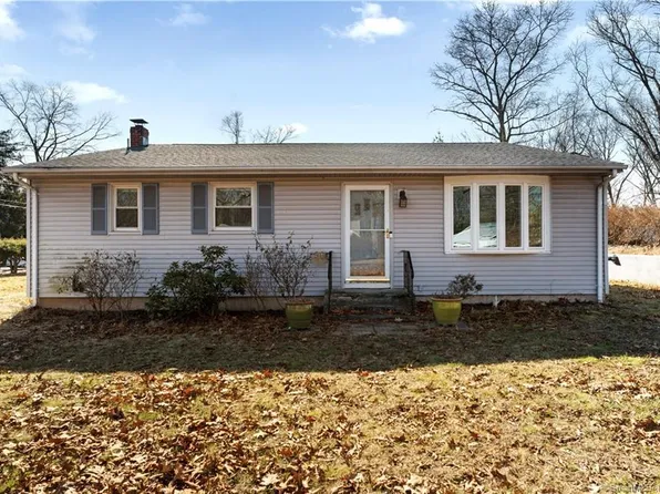 56 Scrub Oak Road, North Haven, CT 06473