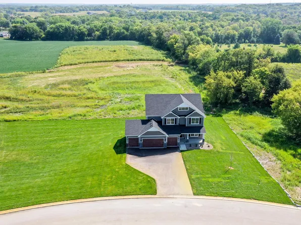 10180 Heather Ln, Corcoran, MN 55374