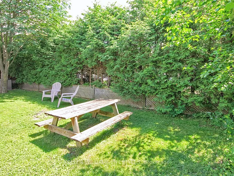 84 Wilson Ave #MAIN — Photo 32
