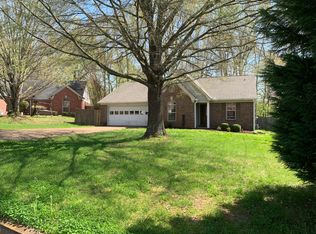18 Bailey Ln, Jackson, TN 38305