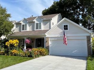 835 1st St, Fenton, MI 48430