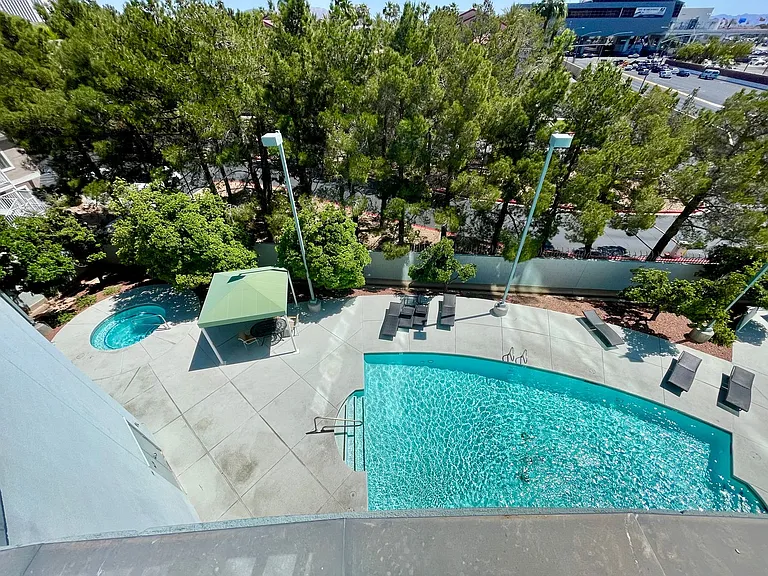 360 E Desert Inn Rd #402 — Photo 30