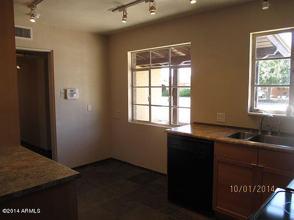 3rd image of 2232 W Catalina Dr