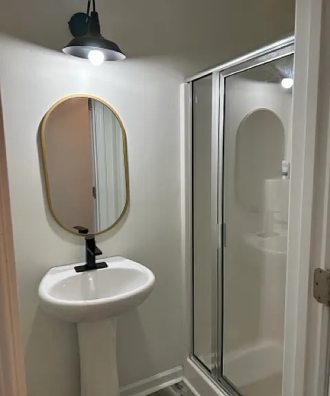 2nd bathroom with shower