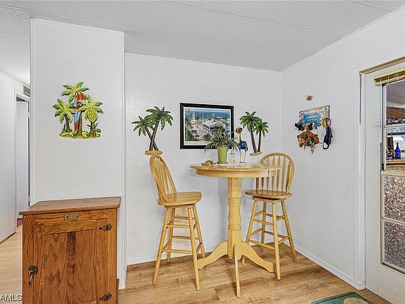 5th image of 760 Knotty Pine Cir
