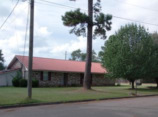 1705 Holly Ave, Columbia, MS 39429