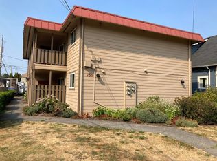 759 S 40th St APT 1, Tacoma, WA 98418
