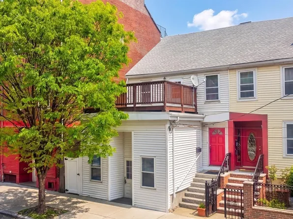 117 Winnisimmet St, Chelsea, MA 02150
