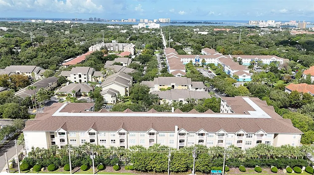 2 bed, 2.0 bath, 1010 sqft, $1,850 — Photo 1