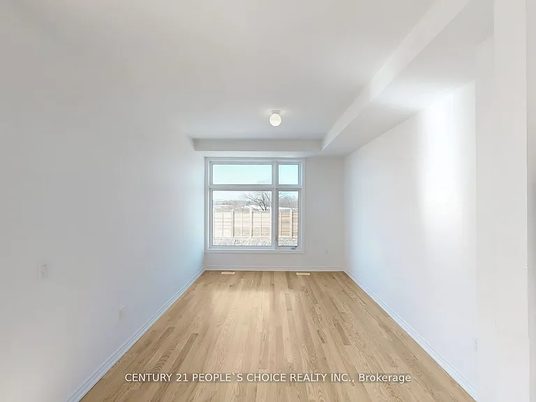 37 Drainie St — Photo 6