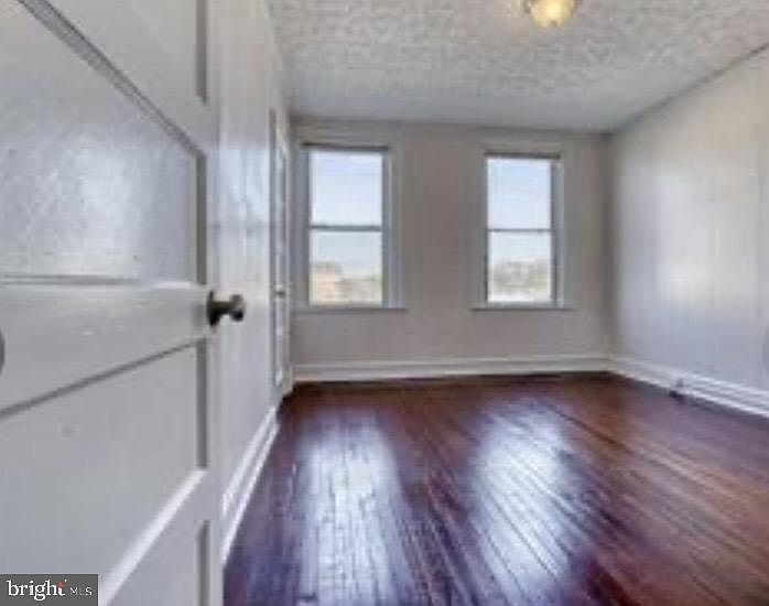 2nd image of 2429 Washington Blvd