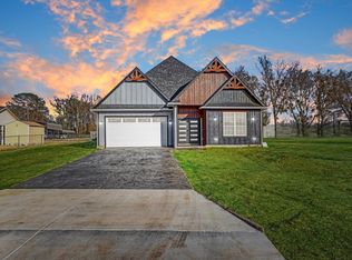 123 Cedar Bend Dr, Trinidad, TX 75163