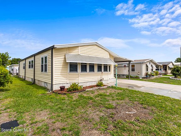 4th image of 624 Wedelia Dr