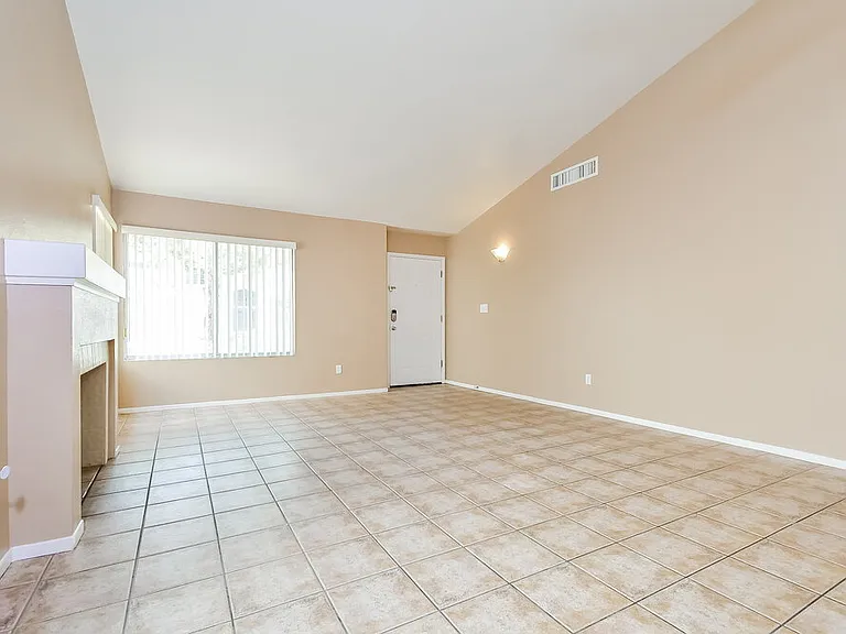1707 Black Hills Way — Photo 6