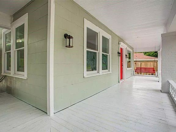 3rd image of 4920 Norma St