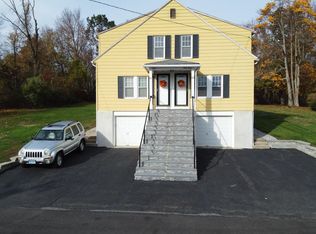61 Blackman Rd, Waterbury, CT 06704