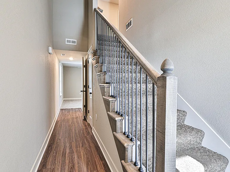 Greystone Townhomes — Photo 10