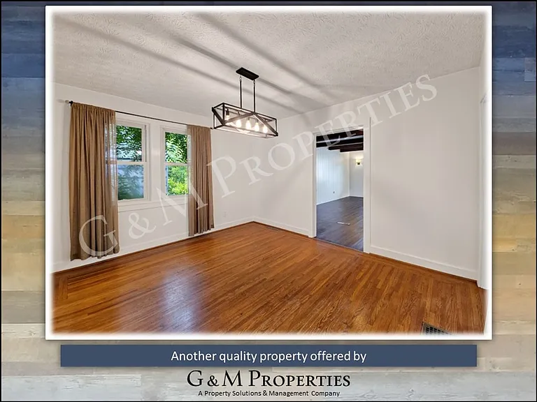 140 Irvington Rd — Photo 8