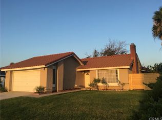 582 S Larch Ave, Rialto, CA 92376