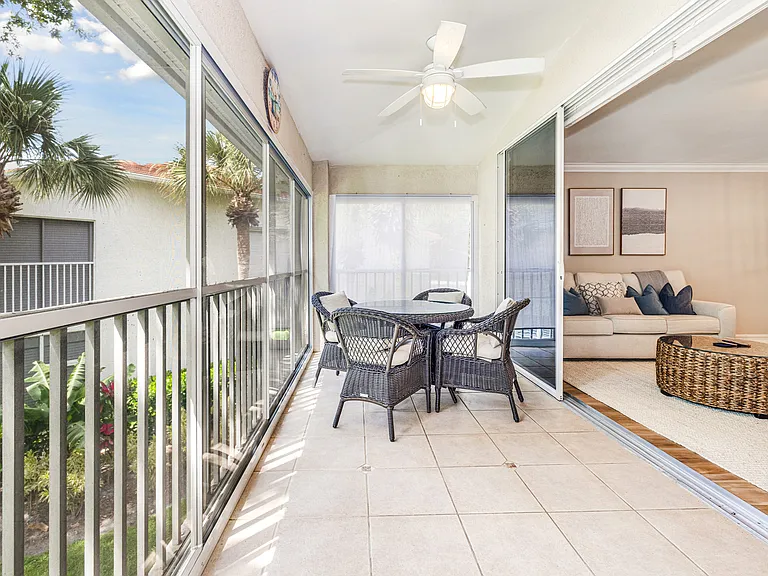 975 Tarpon Cove Dr #204 — Photo 33