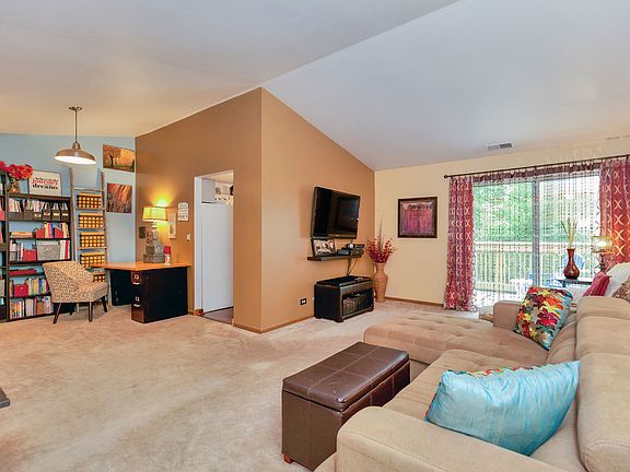 3rd image of 96 96 Midhurst Ct 201 D Ct #201D