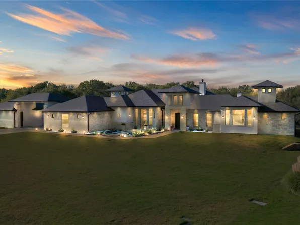 1889 Creekview Ct, Argyle, TX 76226