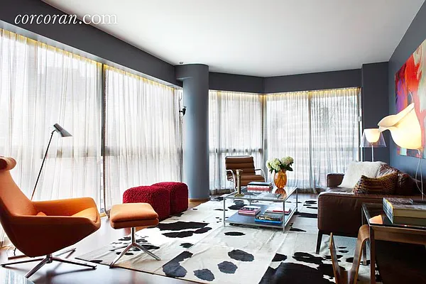 Sold by Corcoran | media 19