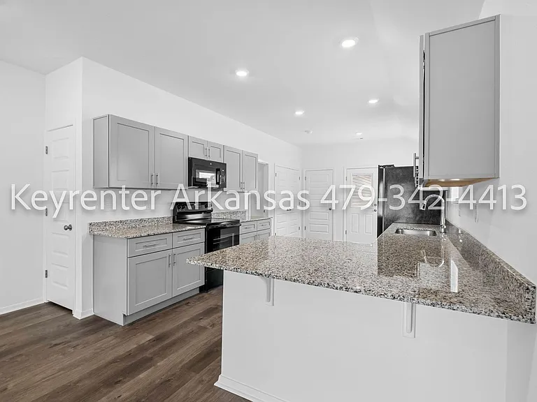 2734 S Ouachita Dr — Photo 9
