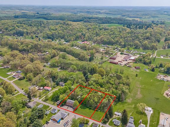 2nd image of Na Pleasant Valley Dr