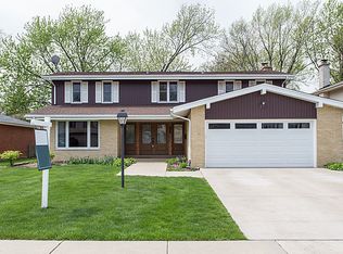 262 N Baynard Rd, Addison, IL 60101