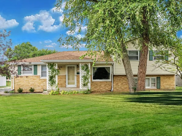 508 N Richman St, Villa Grove, IL 61956