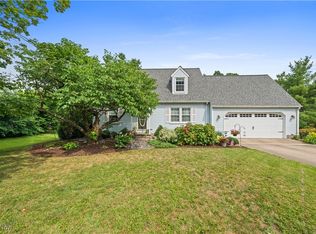 9071 Jackson St, Mentor, OH 44060