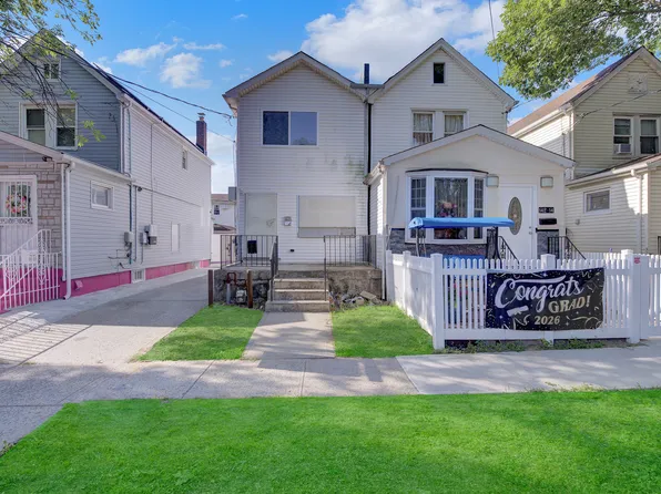 142-16 116th Avenue image 1 of 18