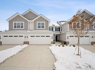 1602 Salt Springs Dr, Saline, MI 48176