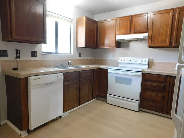 1805 Aspen St #B — Photo 6