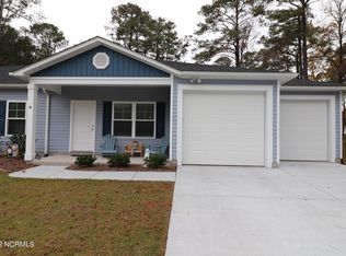 1048 Meares St SW #B, Calabash, NC 28467