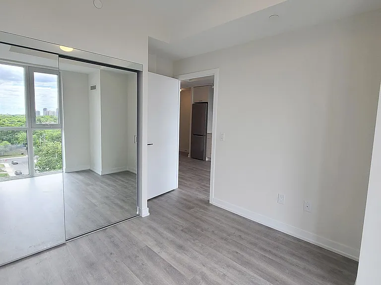 2300 Saint Clair Ave W #804 — Photo 11