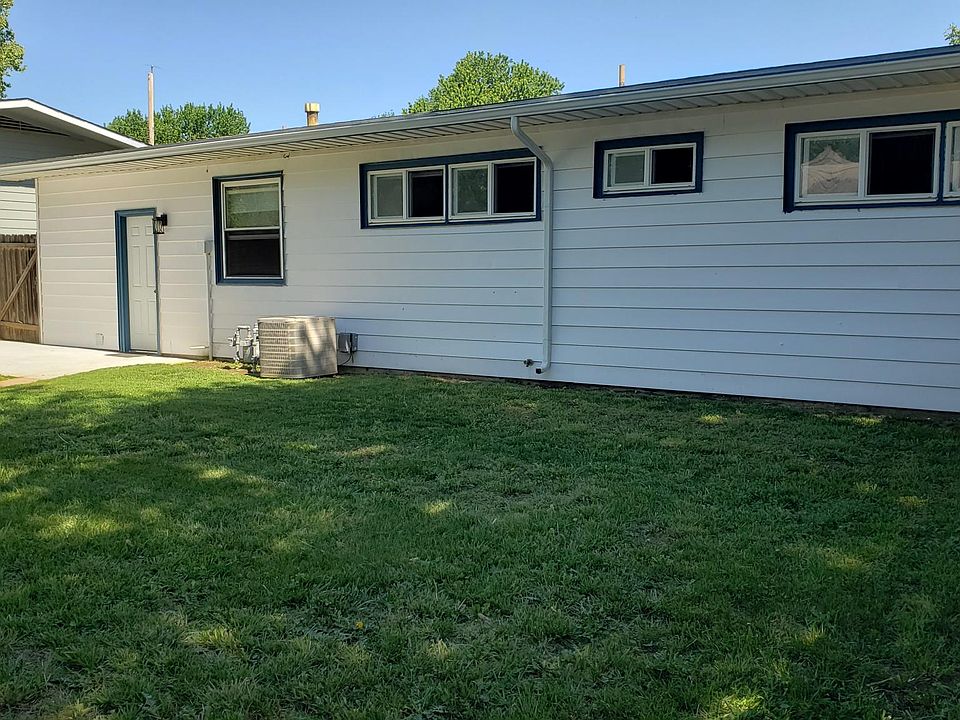 129 E Ohio St, Derby, KS 67037 Zillow