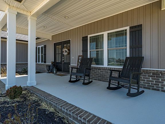 5th image of 401 Boulder Ct