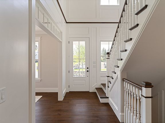 5th image of 17 Wyndemere Ln