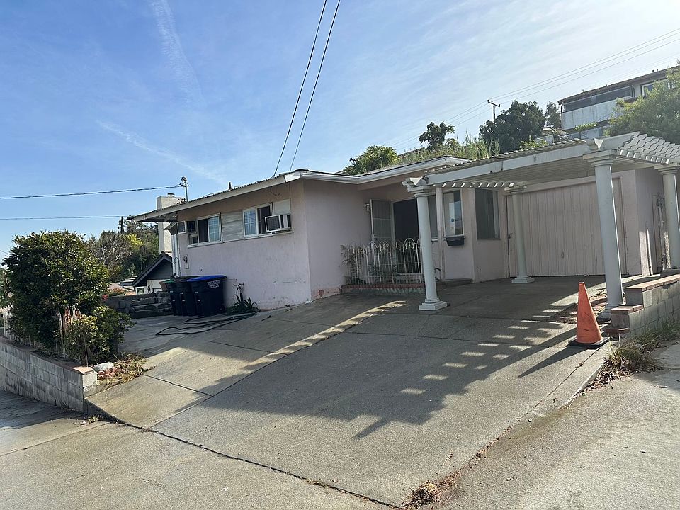 1st image of 1014 E Graves Ave