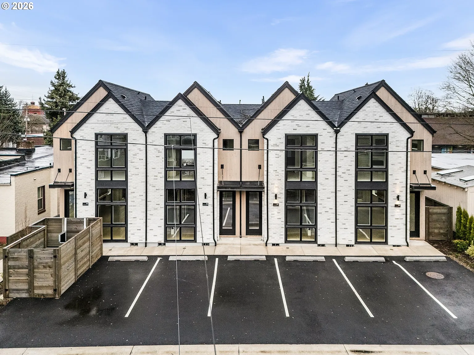 1911 Broadway St #5 photo 1