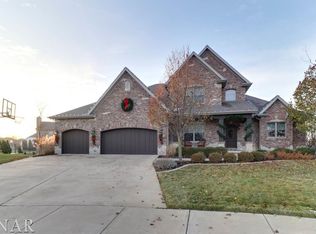 2 Litta Ct, Bloomington, IL 61704