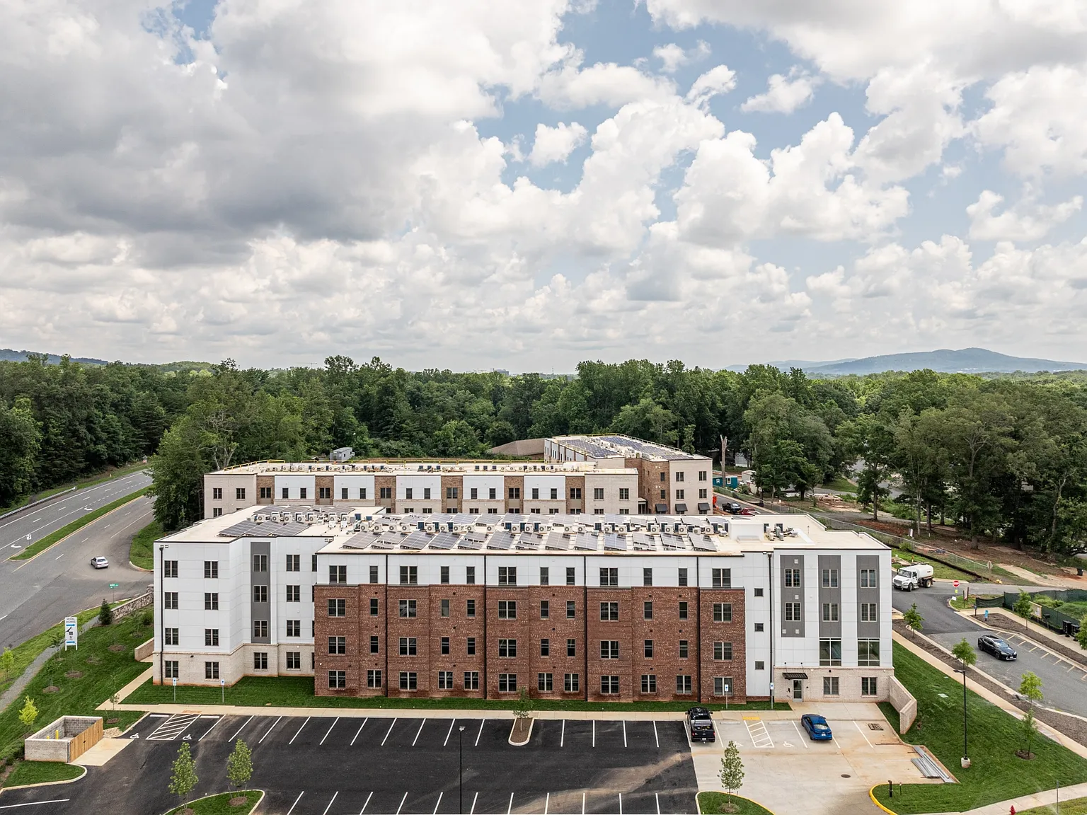 Hickory Hope Apartments — Photo 1